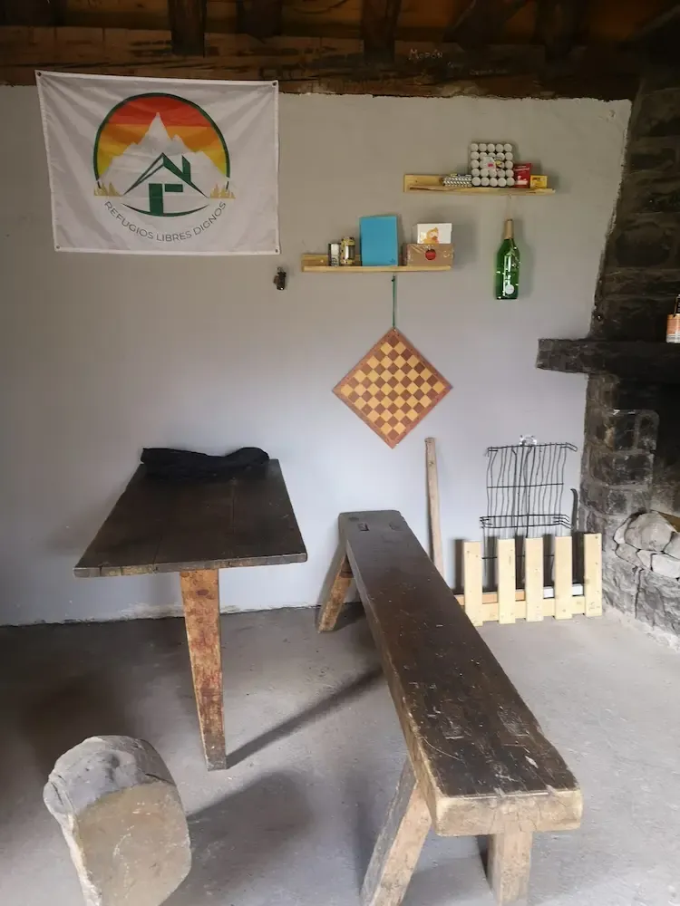 Mesa del Refugio Lavasar